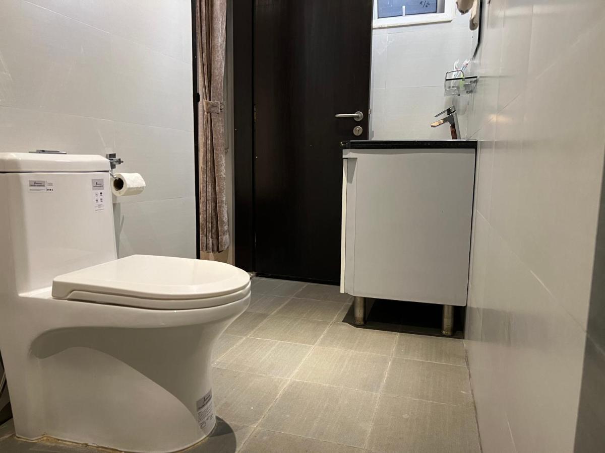Hotel New Era Катманду Экстерьер фото
