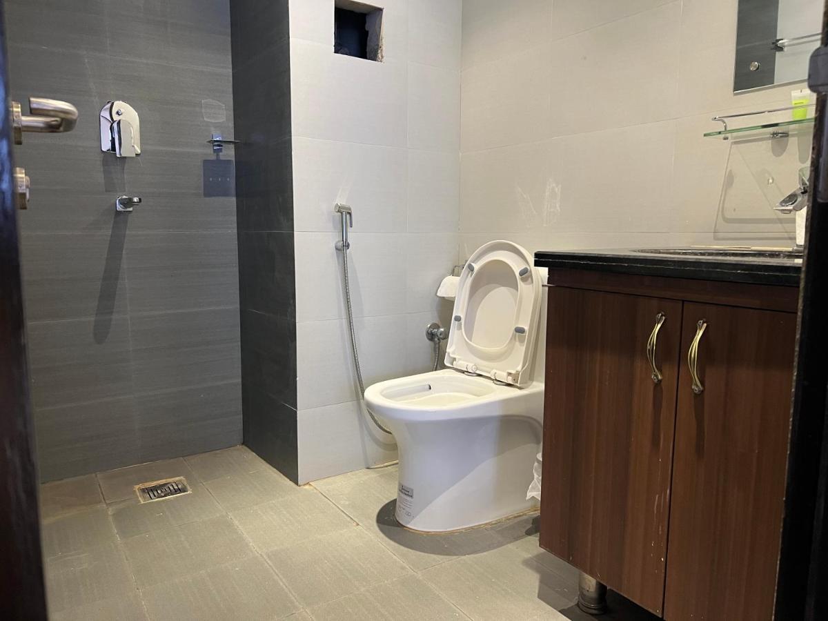 Hotel New Era Катманду Экстерьер фото